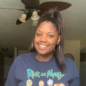 Meet your Posher, Teana